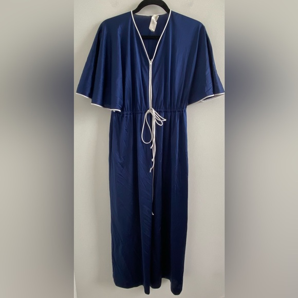 Vanity Fair Other - Vanity Fair Vintage Blue Satin House Coat Robe Dress Size P (Small)